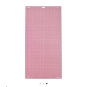 Cricut Pink FabricGrip Mat for Crafting